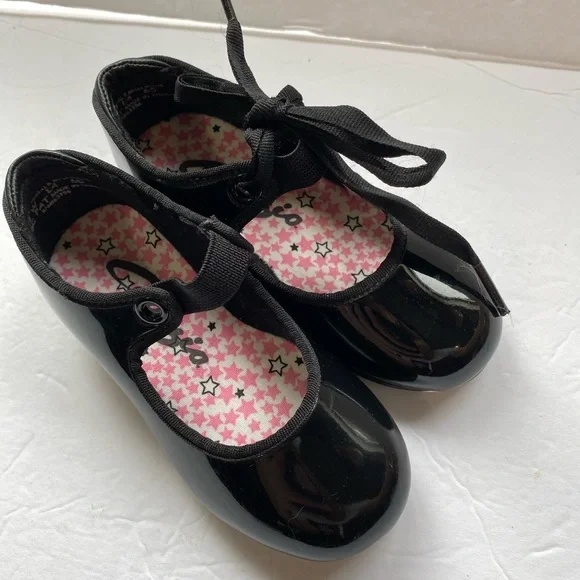 CAPEZIO JR. TYETTE TAP SHOES Size 7 - Picture 2 of 11